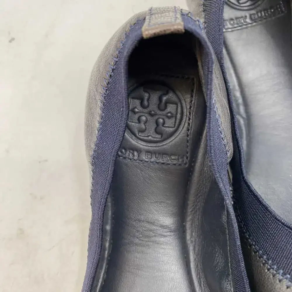 Tory Burch Navy and Gold Leather Flats | Women’s Size 7.5